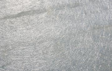 Hoarwithy laminate fibreglass or shingles?